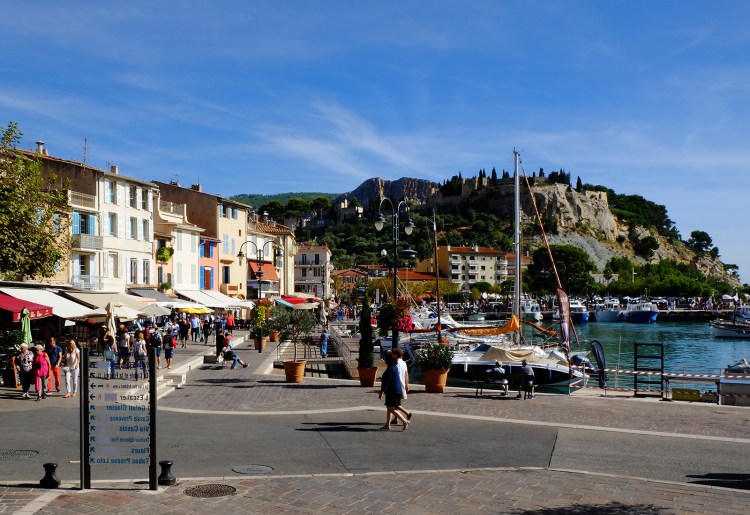 the harbor in Cassis